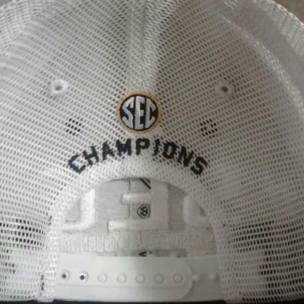 SEC Cap - Picture 3 of 5